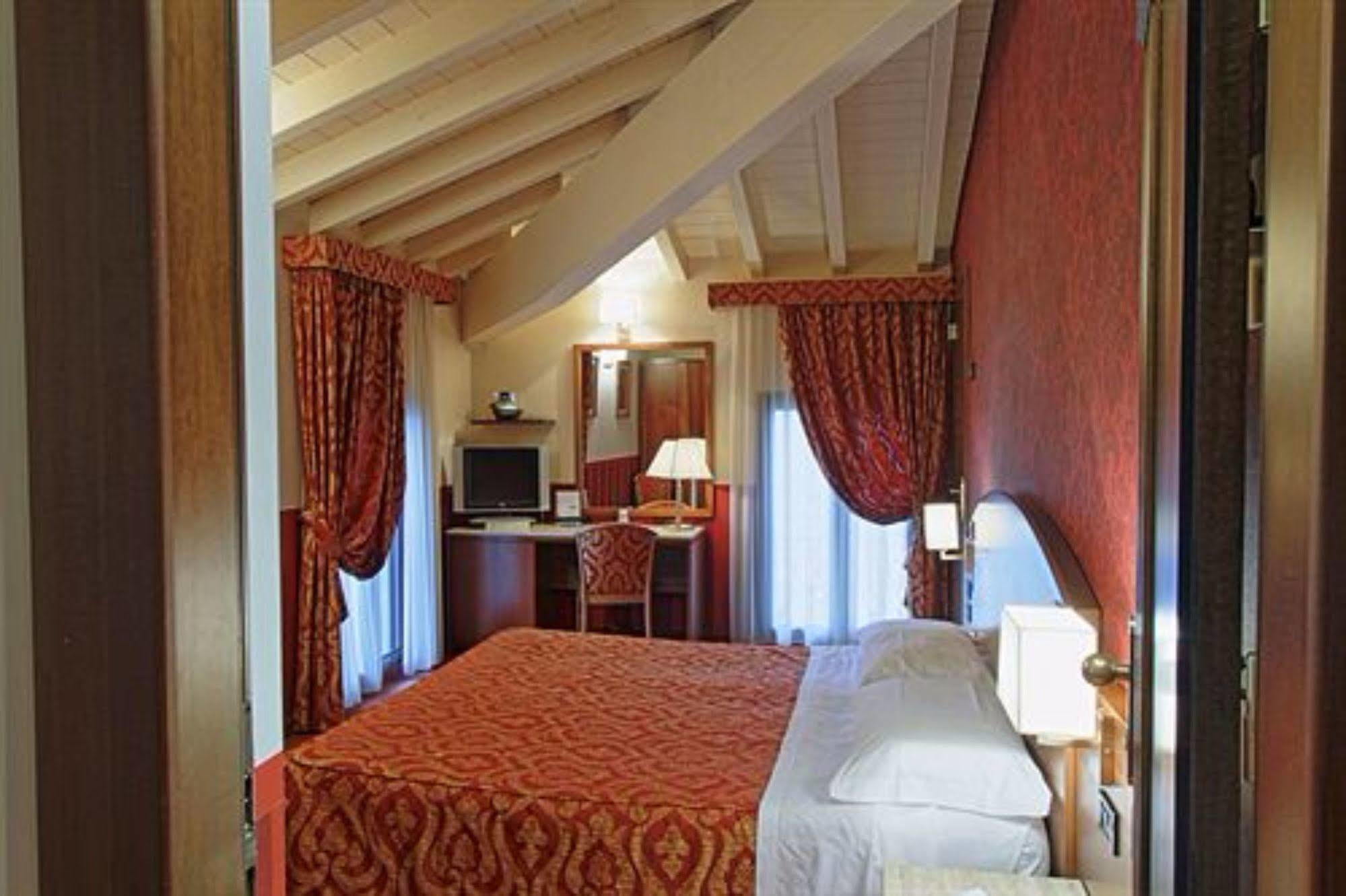 Savoia Hotel Country House Bologna Eksteriør billede